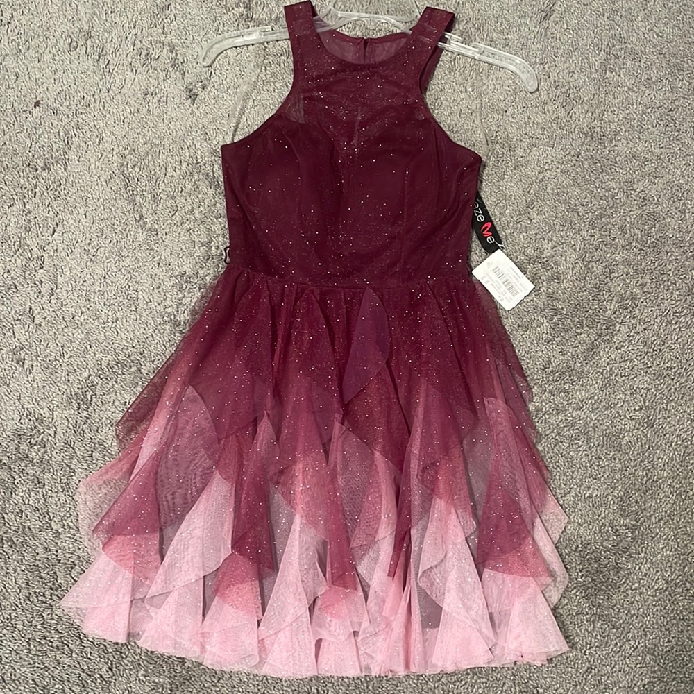 Small dress reddish white